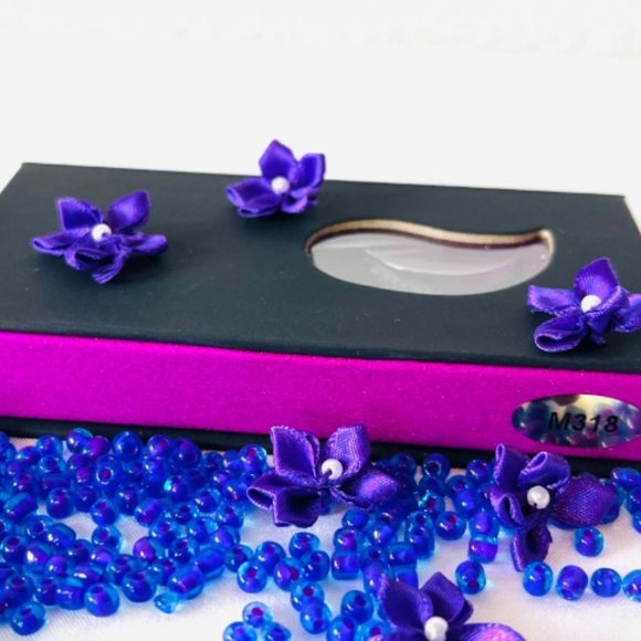 100% 3D Mink Lashes - Picture 2 of 4